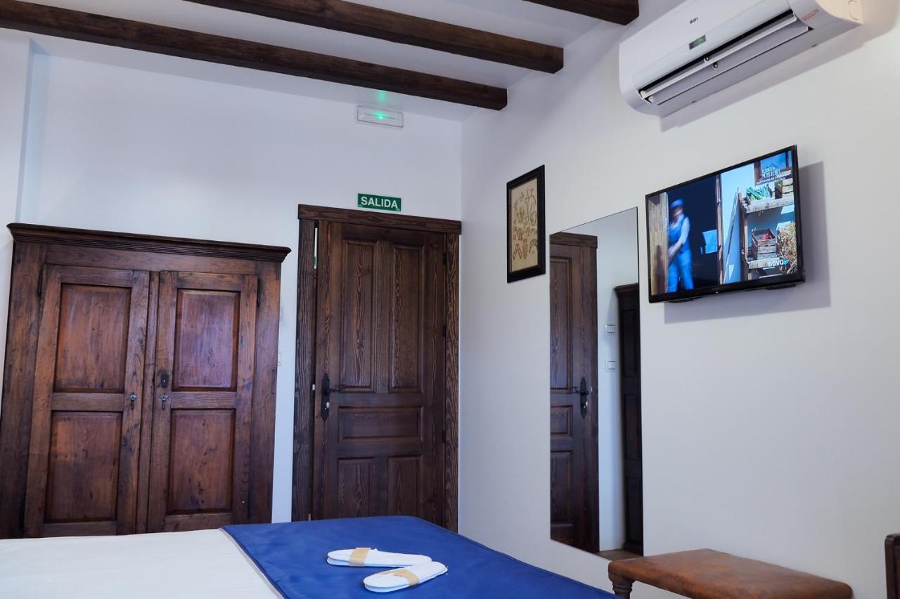 Posada Y Apartamentos Trebuesto De Guriezo Exteriör bild