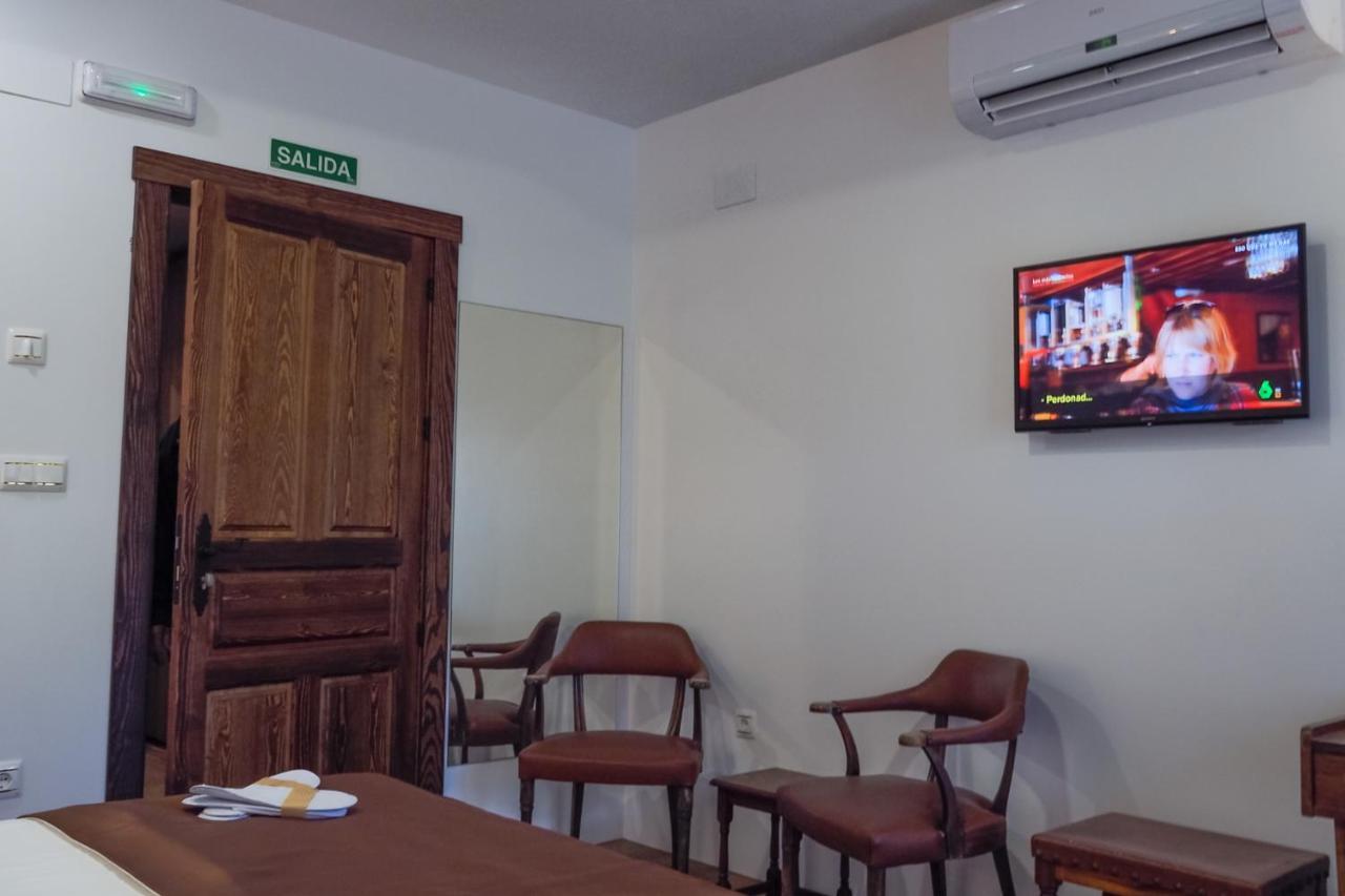Posada Y Apartamentos Trebuesto De Guriezo Exteriör bild